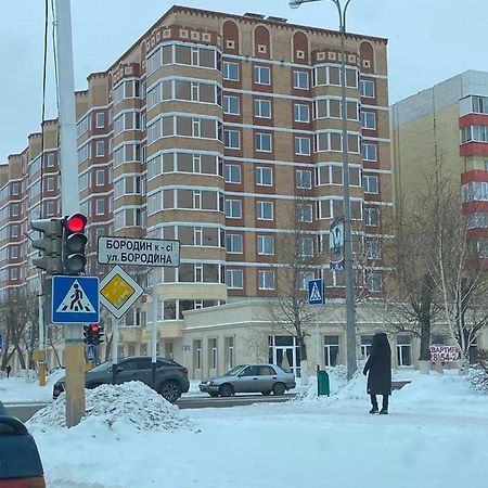 2-Ухкомнатная Современная Новая Квартира В Центре Города Kostanay Luaran gambar